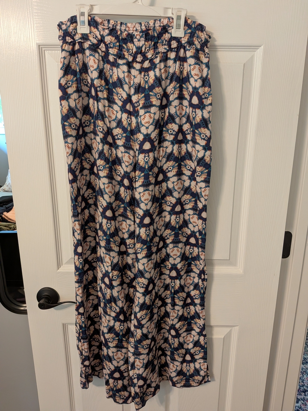Anthropologie Navy and Cream Floral Wide Leg Pant